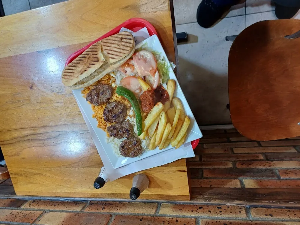 Assiette Kefta Agneau